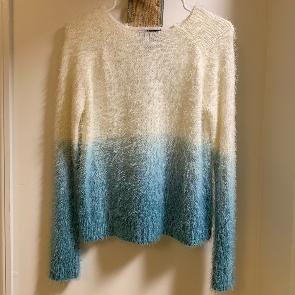 Absolutley creative worldwide white blue fade sweater